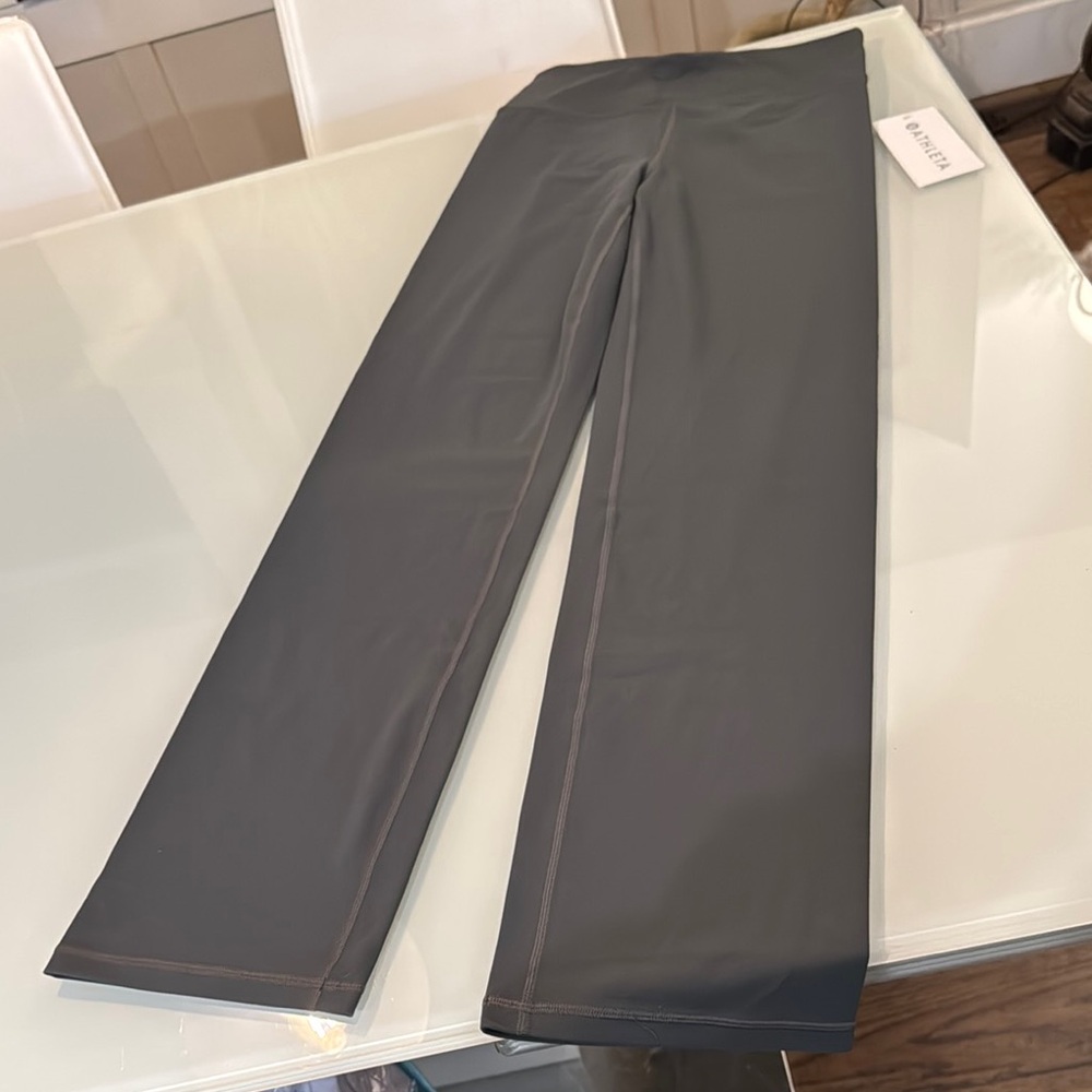 Athleta Elation 2.0 Gray Straight-Leg - size M